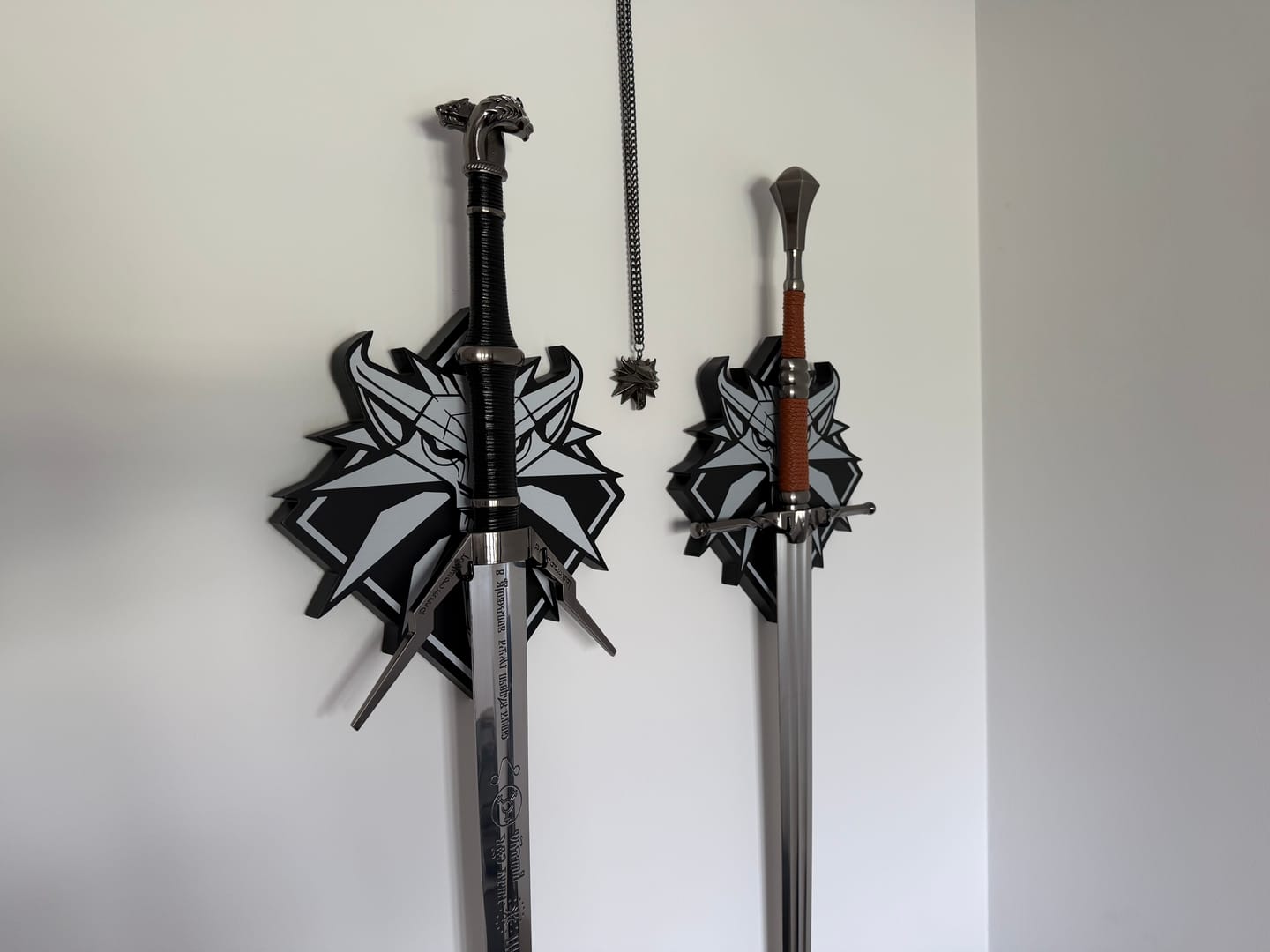 Customer photo review of Geralt of Rivia's Silver Sword - The Witcher Sword