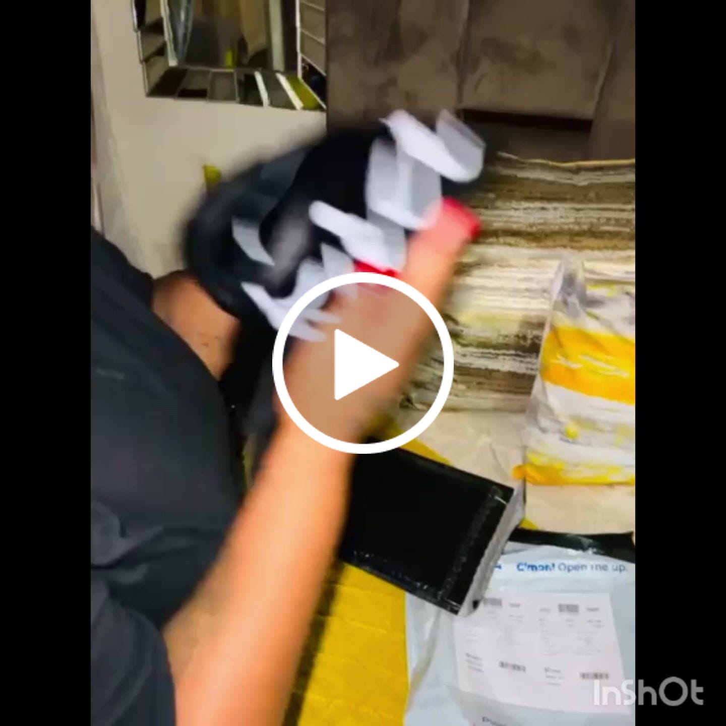 Customer video review of ERA Signature Scarf