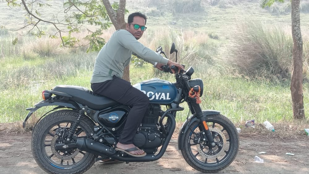 Customer photo review of Men's Brown Soft Lycra Trouser