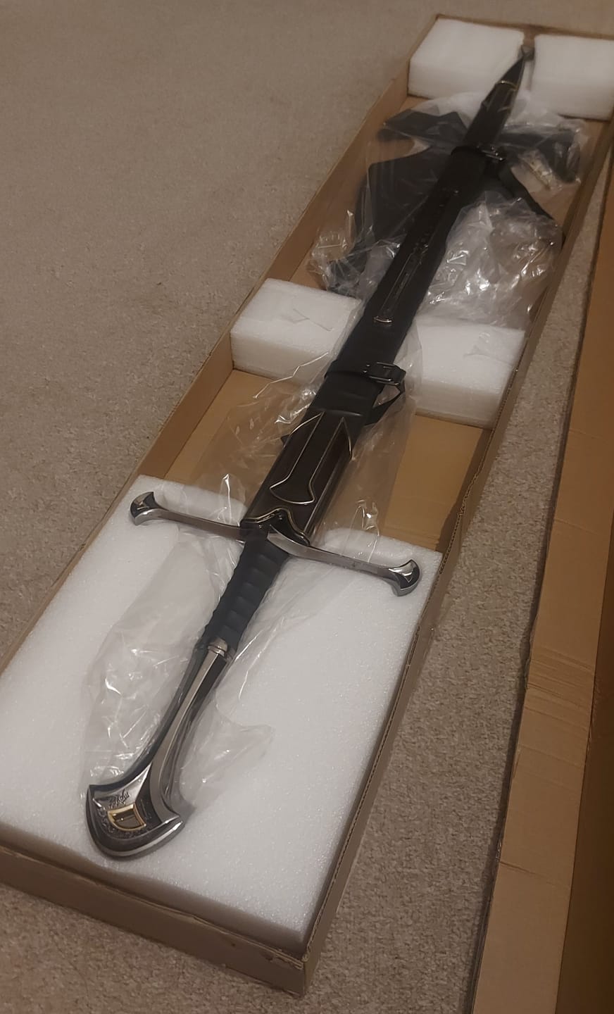 Customer photo review of LORD OF THE RINGS - NEW! Superior Anduril, The Sword Reforged with Scabbard and Plaque