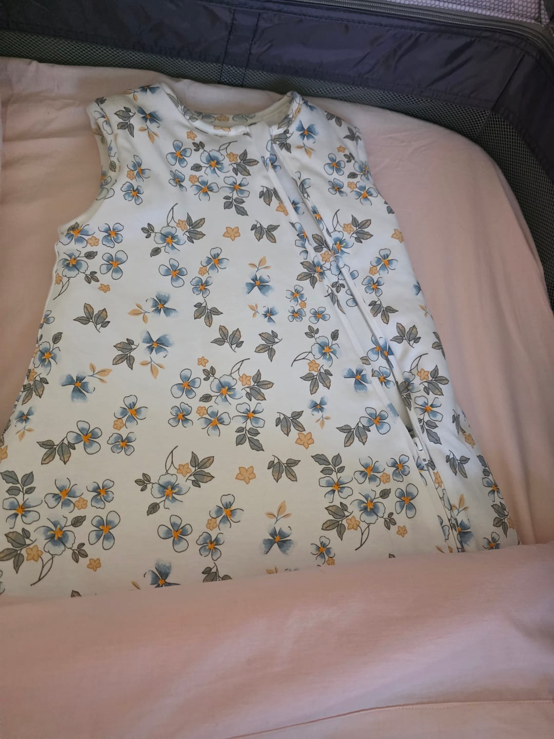 Customer photo review of Saco de Dormir Gota Tog 2.5 Floral