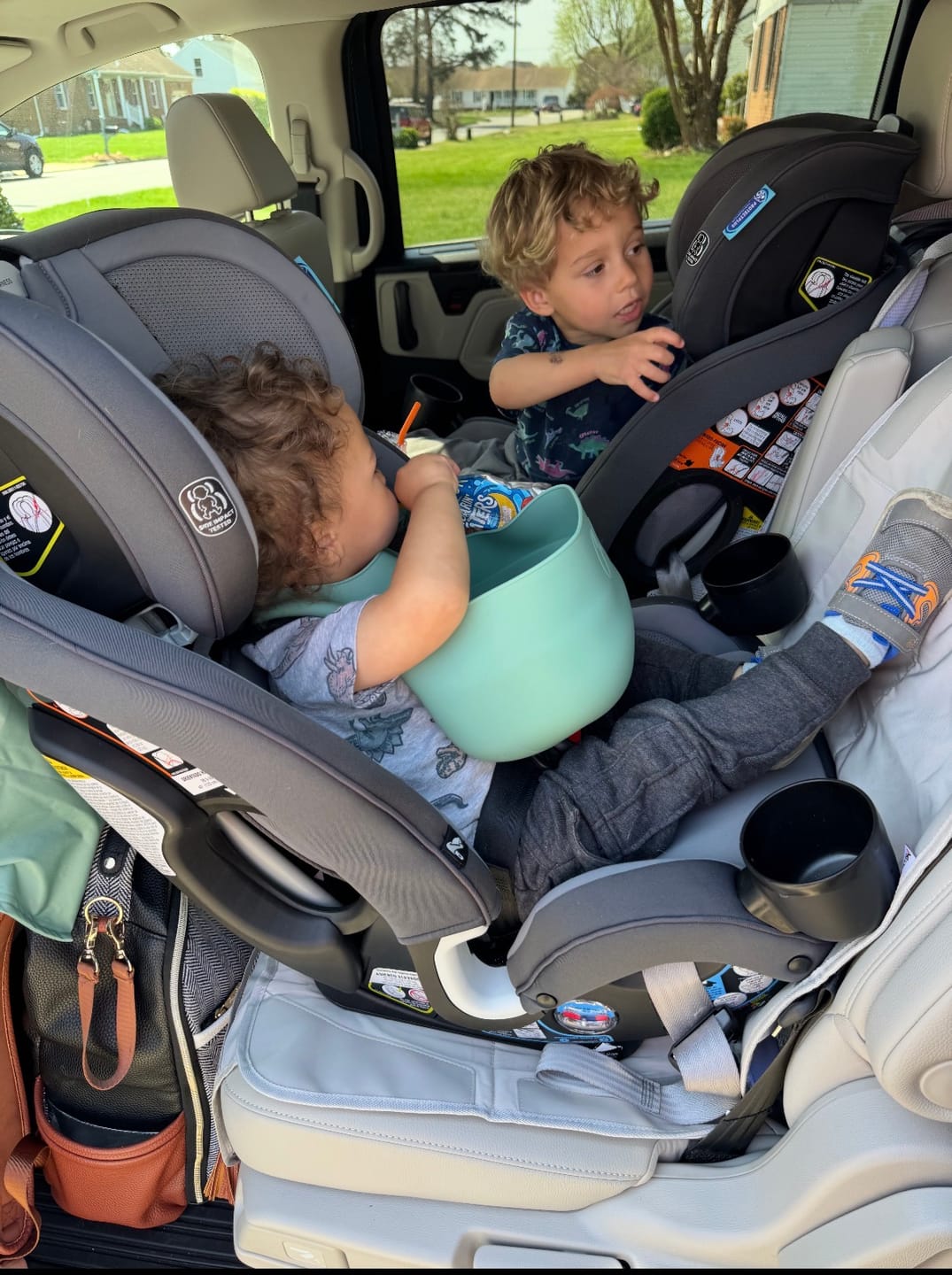 Customer photo review of Green Chundee Bib