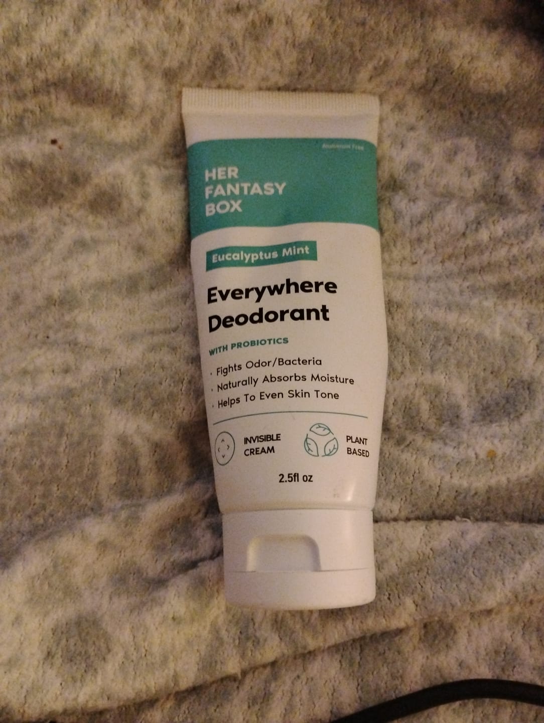 Customer photo review of Everywhere Deodorant (Minty Fresh) - Long Lasting Odor Block