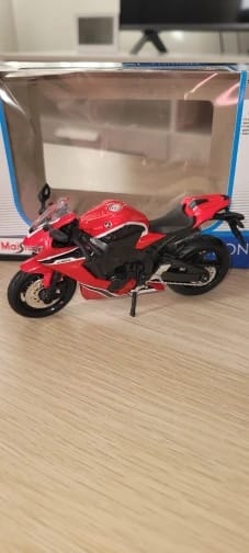 Customer photo review of MiniBike 1:18 scale