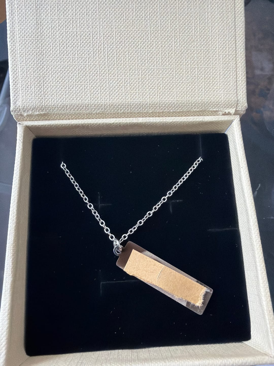 Customer photo review of Halskette mit Anhänger - Augen