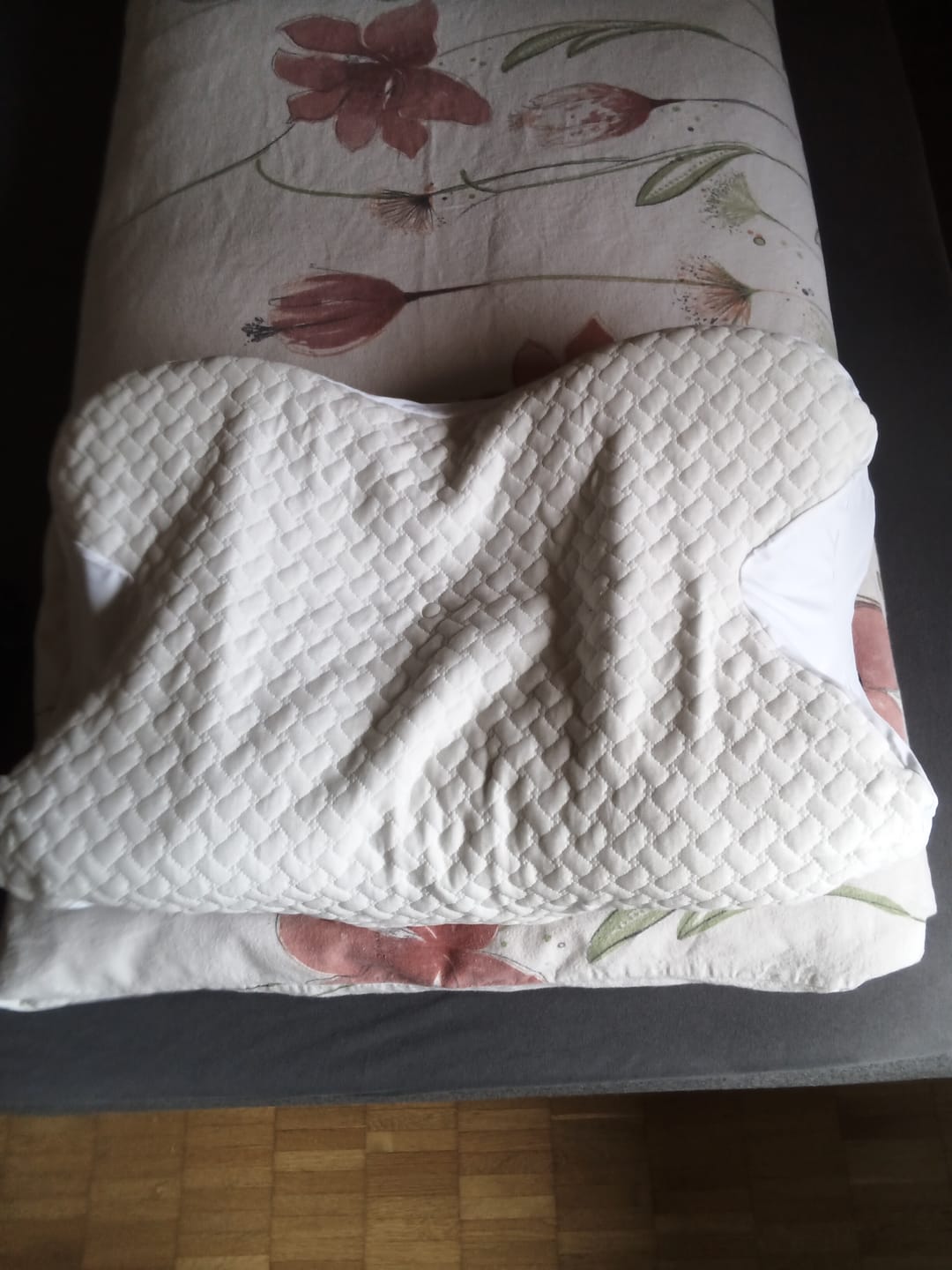 Customer photo review of Extra-Bezug für Ergonomisches Nackenkissen