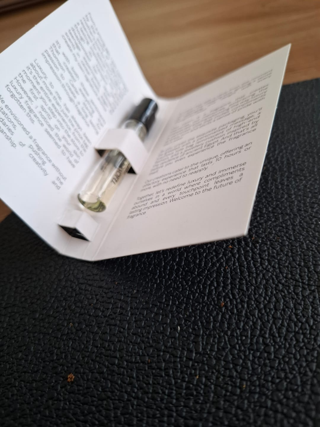 Customer photo review of Rouge Avenue | Eau de Parfum | 2ml