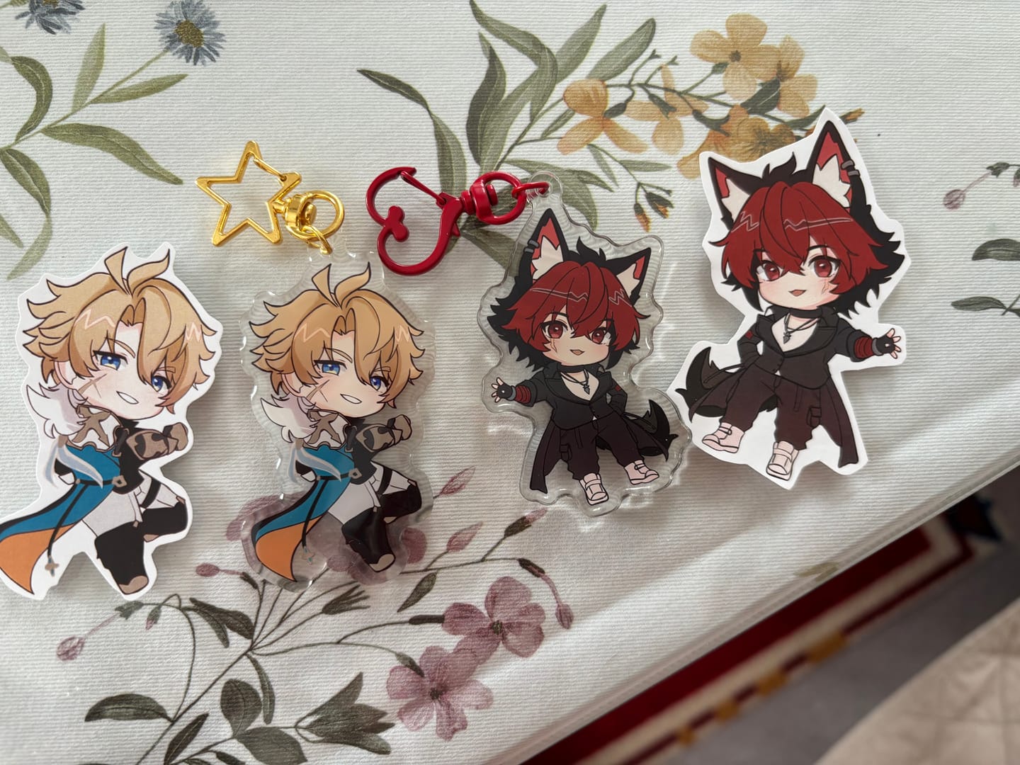 Customer photo review of Nodkrai - Genshin Impact Keychain