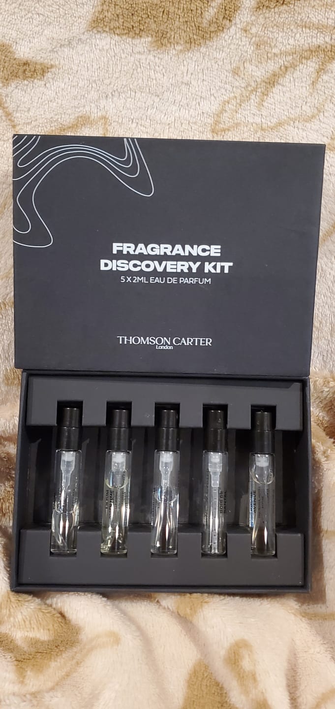Customer photo review of Fragrance Discovery Kit | 5x 2ml | Eau de Parfum