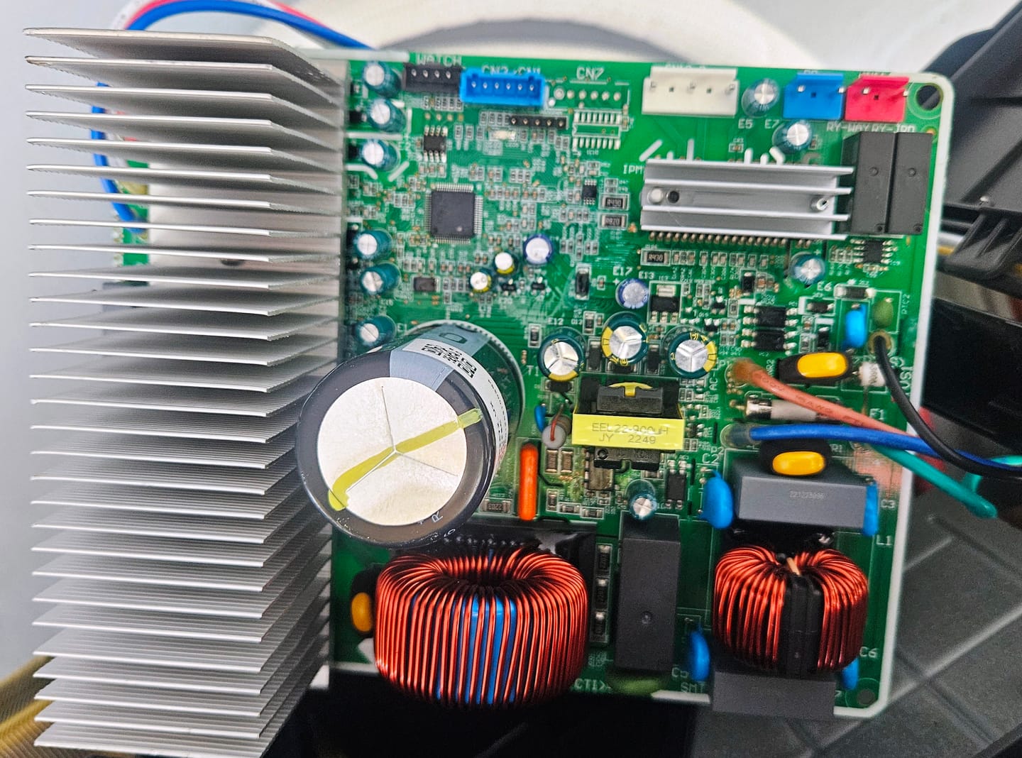 Customer photo review of DELLA Replacement PCB for TL-12K2V-19S Outdoor Unit
