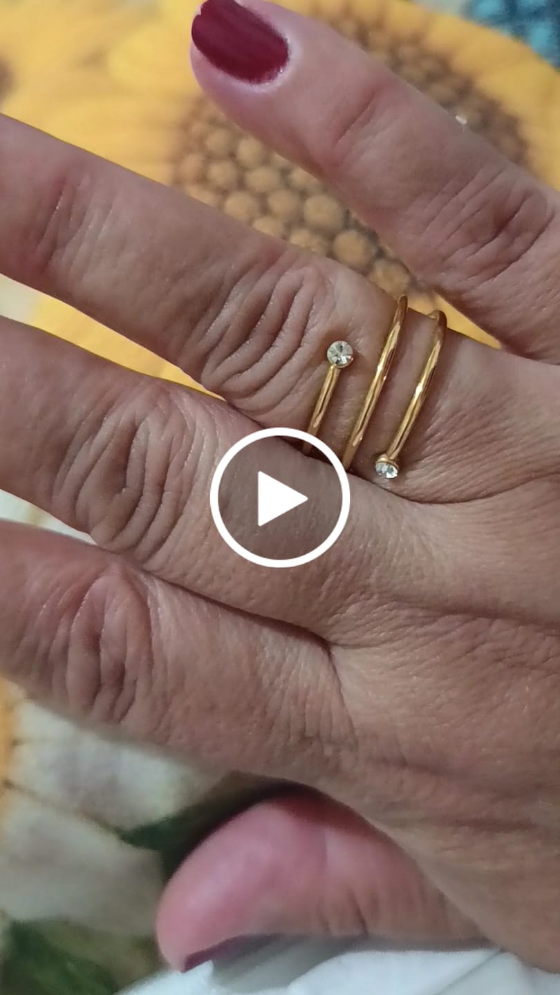 Customer video review of Anel Espiral Fine Banhado em Ouro 18K
