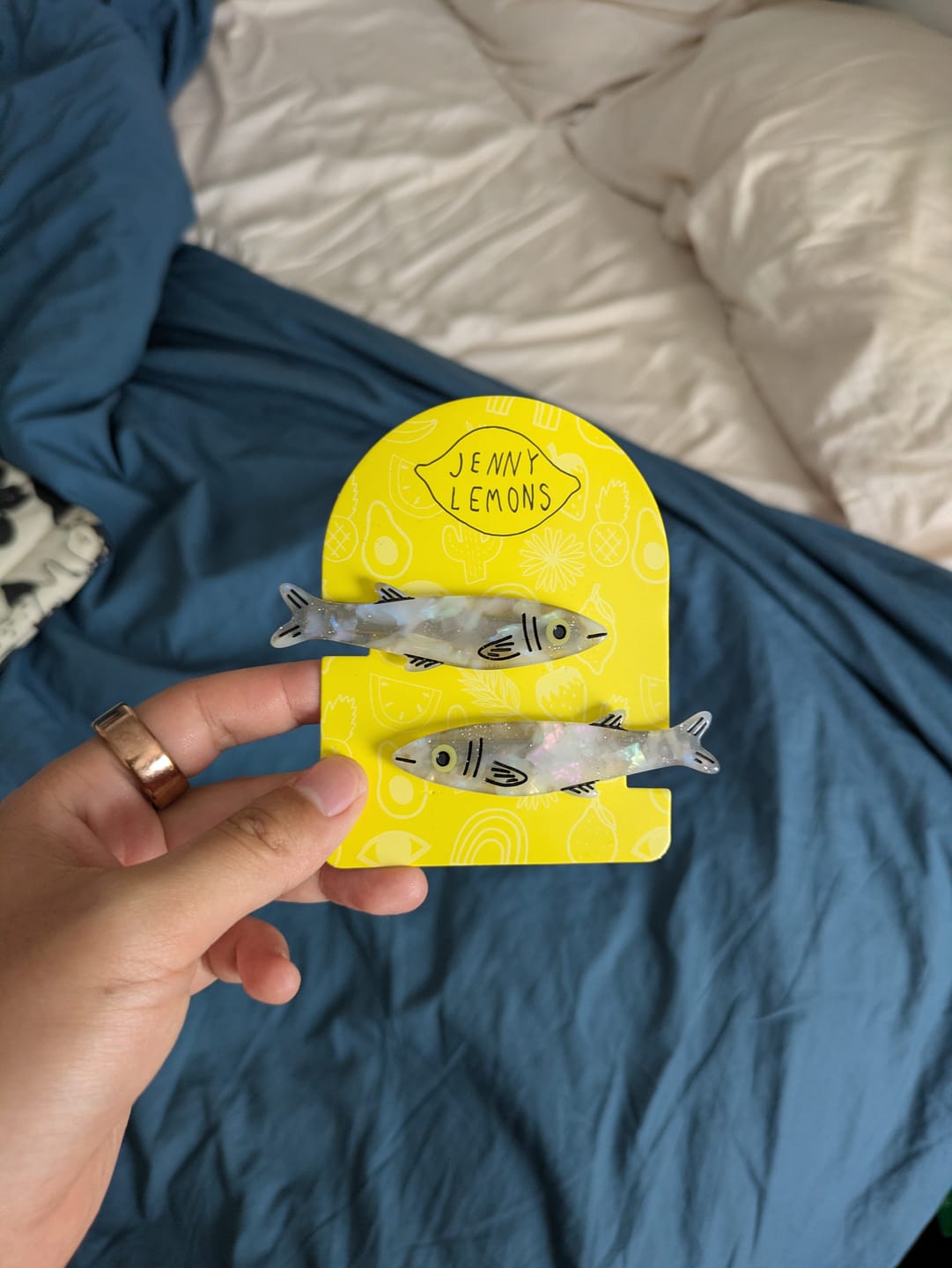 Customer photo review of Sardine Alligator Hair Clip Set