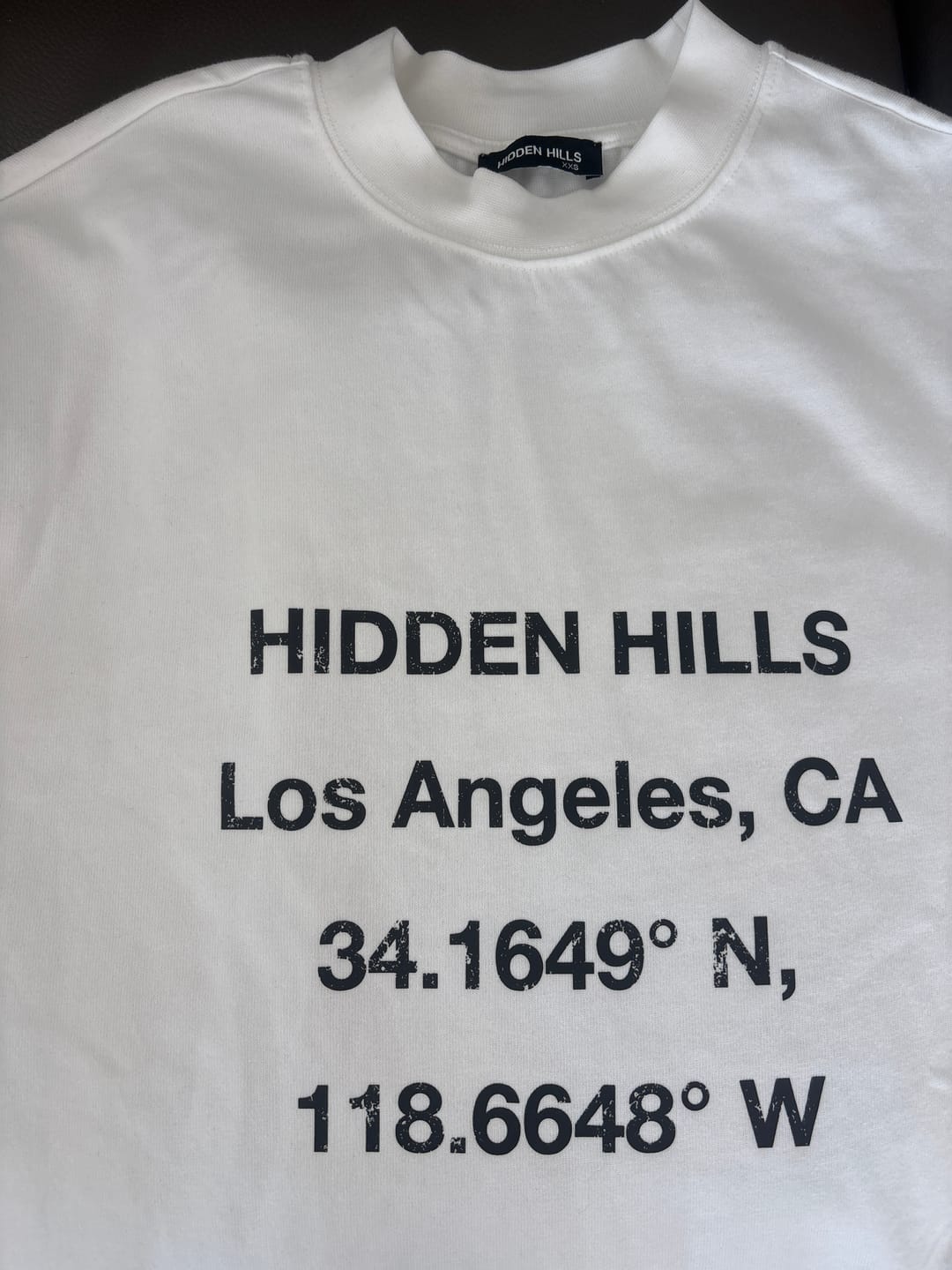 Customer photo review of VINTAGE LOGO LONGSLEEVE T-SHIRT WHITE