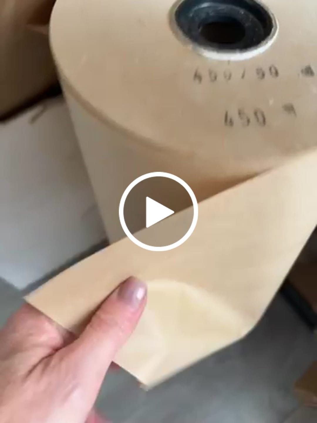 Customer video review of Kraft Packaging Paper Roll 450mm x 450m 50GSM