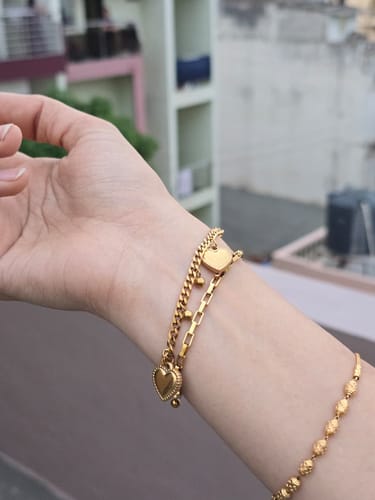 Customer photo review of Hearts All Over Bracelet