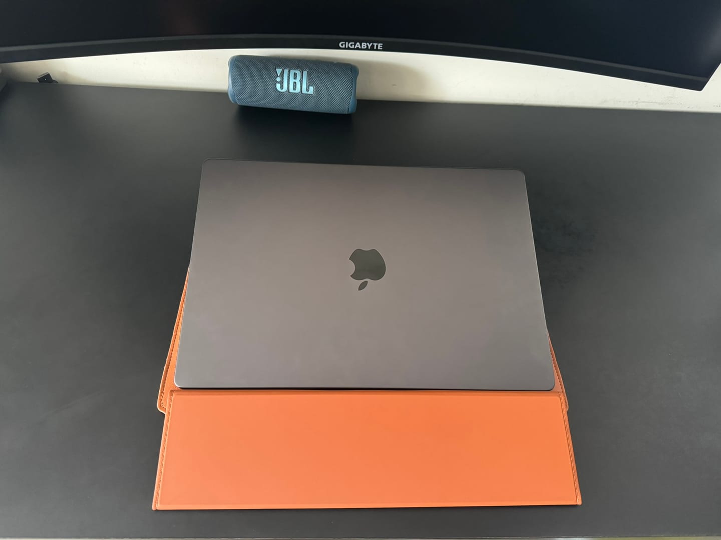 Customer photo review of Funda Notebook Smart Case