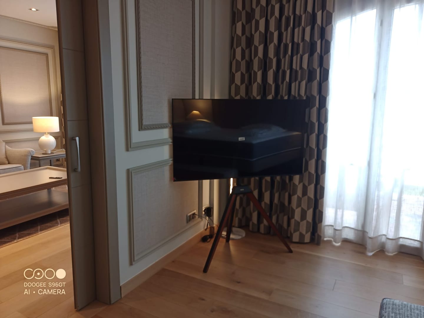 Customer photo review of Picasso FT65 TV Stand