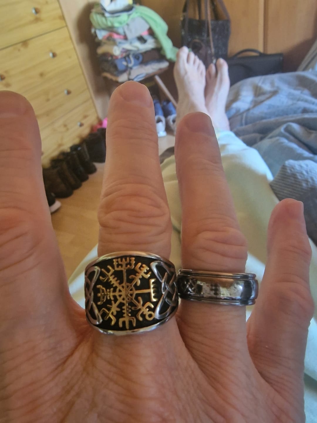 Customer photo review of Vegvísir Ring