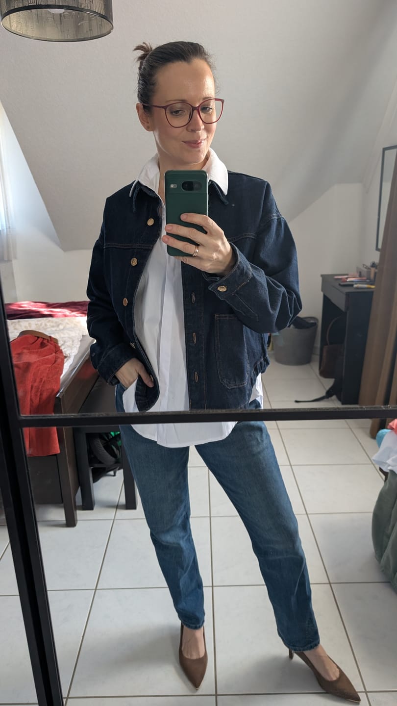 Customer photo review of Bluse Gretchen Weiß