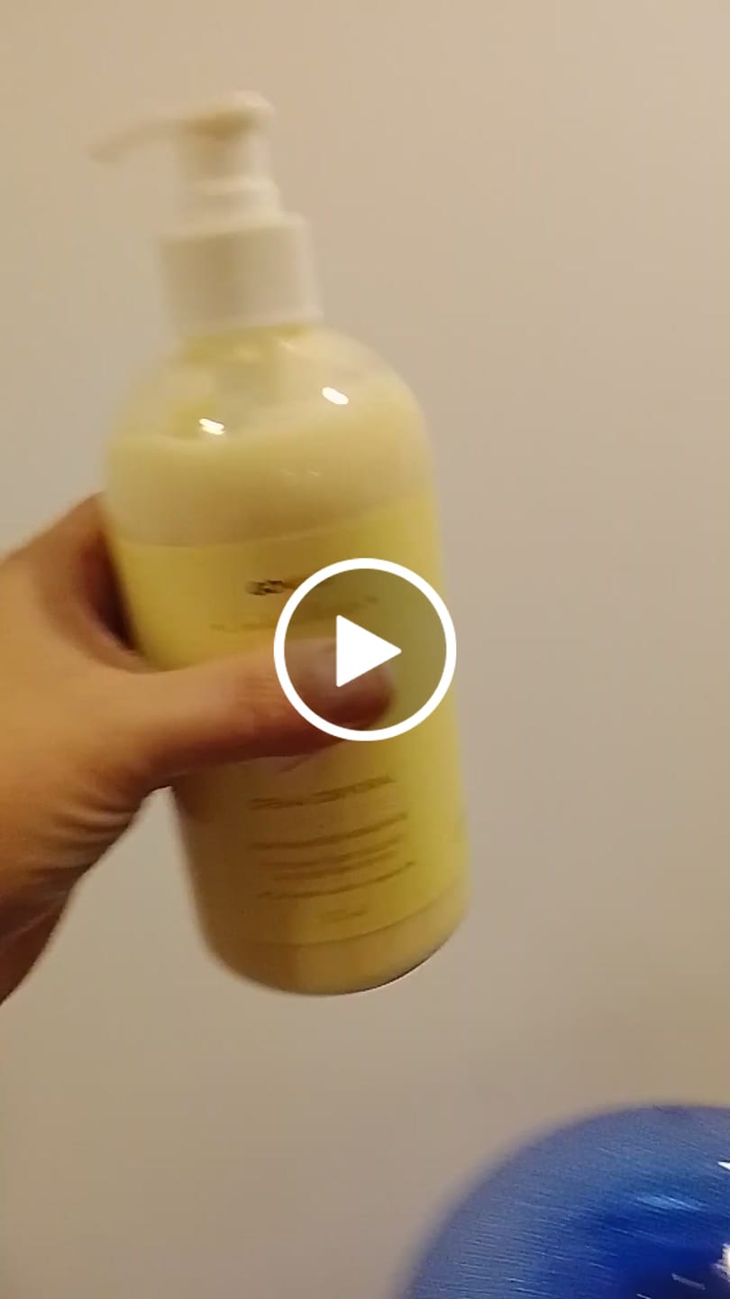 Customer video review of Crema de Cuerpo Reafirmante e Hidratante Pie de Limón 500 ml