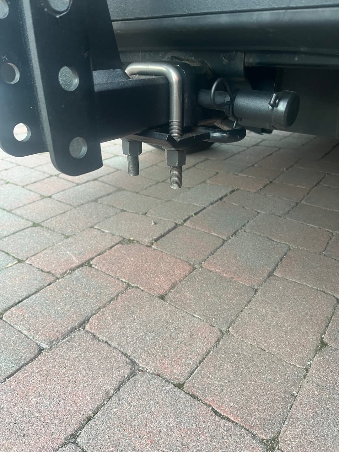 Customer photo review of 9/16 Inch Diameter U-Bolts - Square