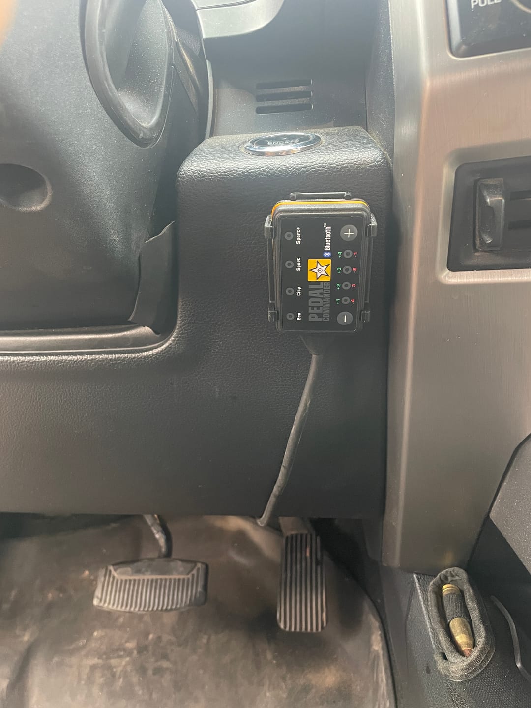 Customer photo review of Pedal Commander for Ford F250