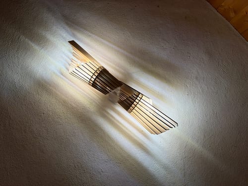Avis photo d'un client sur Perle teinté Chêne | Applique