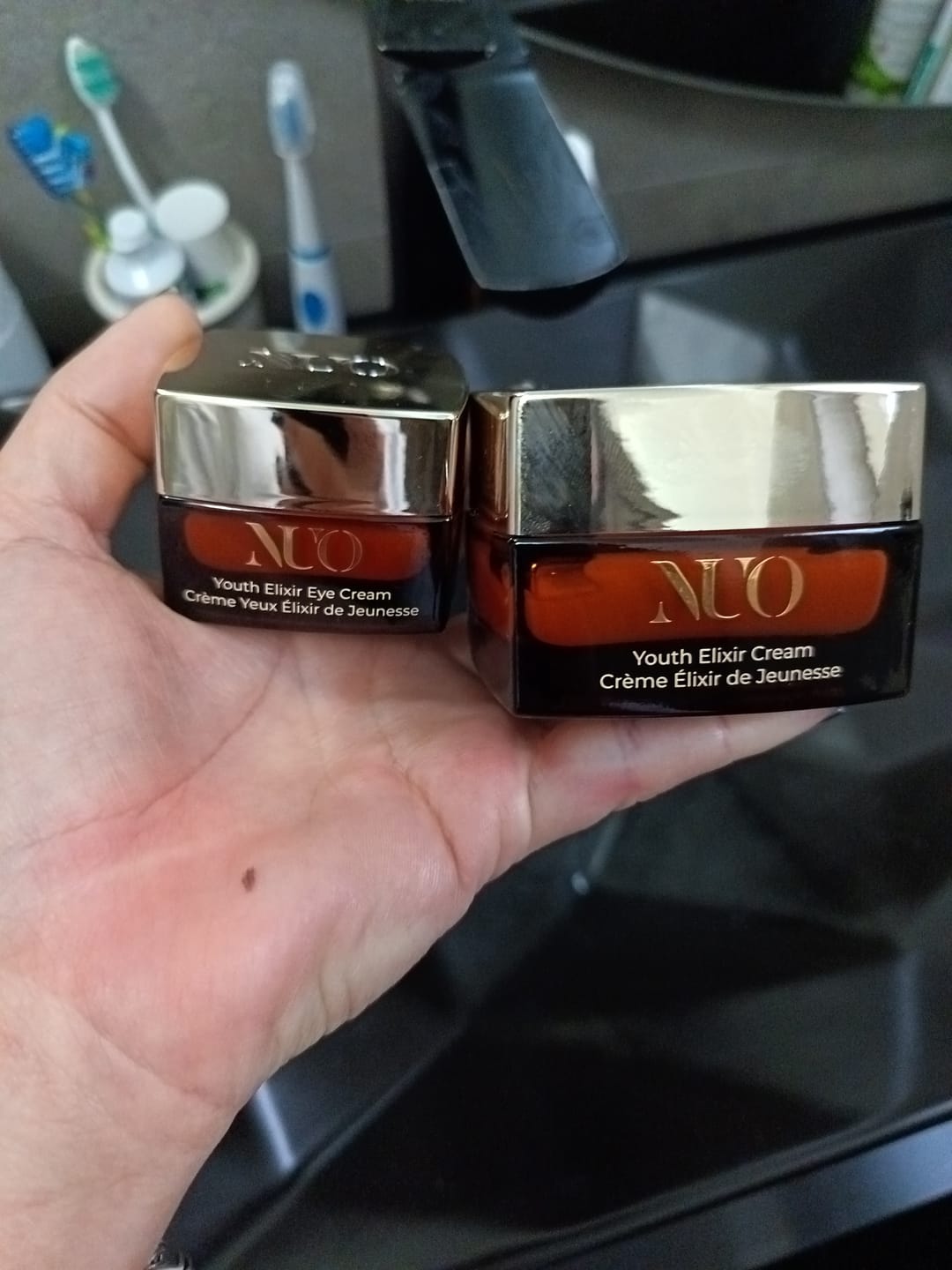 Customer photo review of Crema antirid pentru fata Youth Elixir