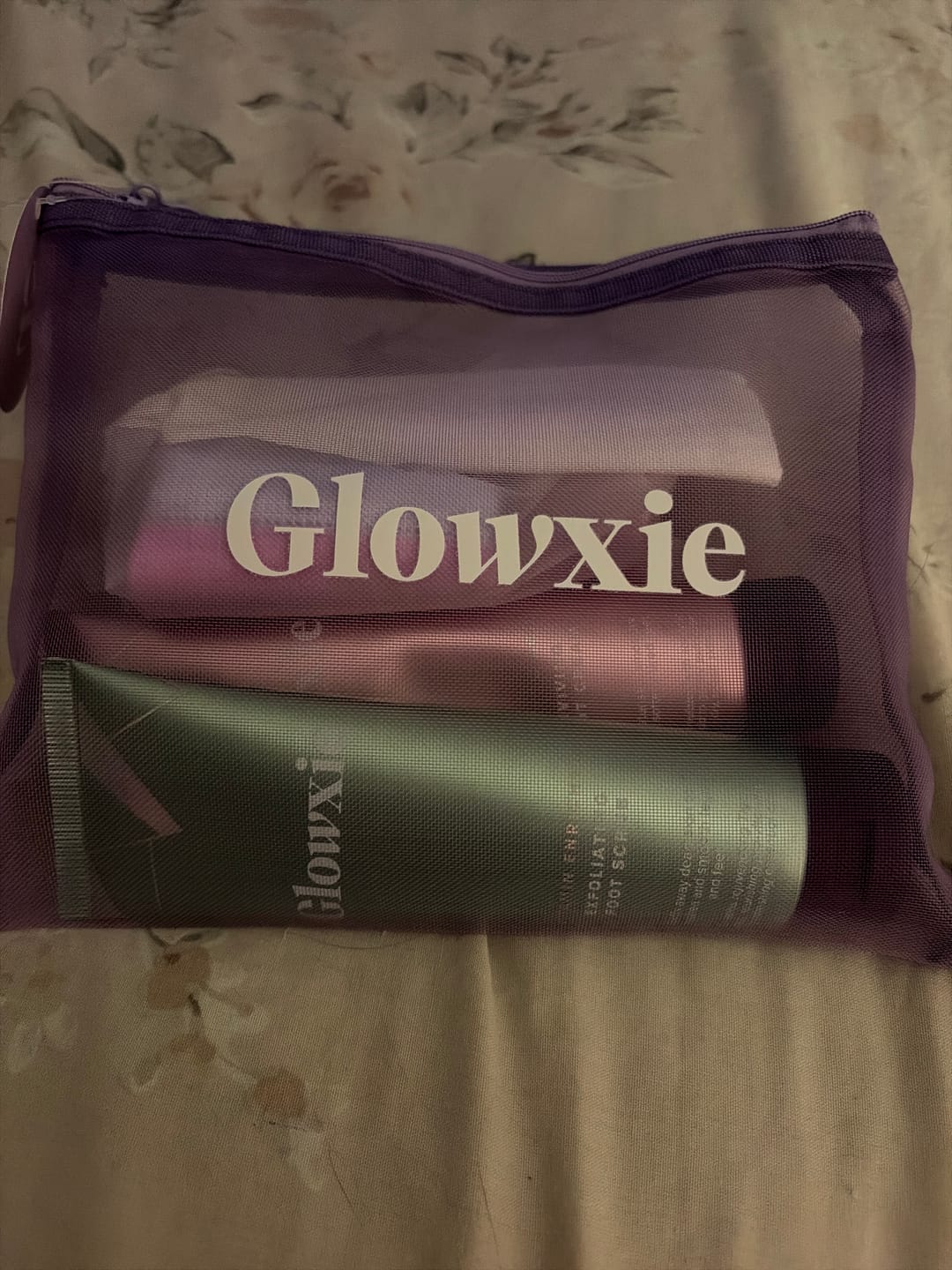 Customer photo review of Glowxie Complete Pedicure Set