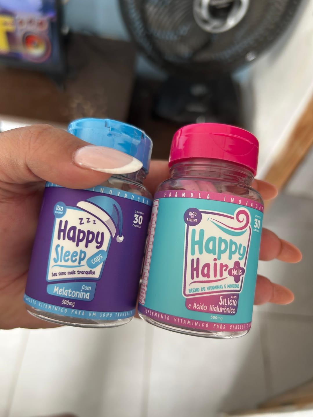Customer photo review of Happy Hair 3 Potes + 1 Melatonina Grátis