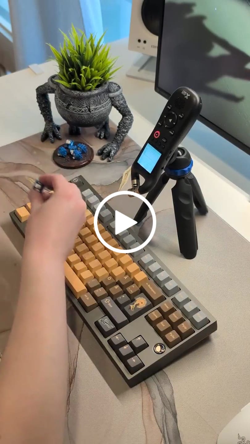 Customer video review of Silliworks X HMX Waverider V2 Tactile Switch FACTORY LUBED (10PCS)