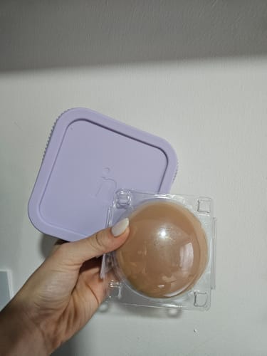 Customer photo review of Cubre pezón de Silicona más estuche, Bare It All + Travel Case - Nipskin®
