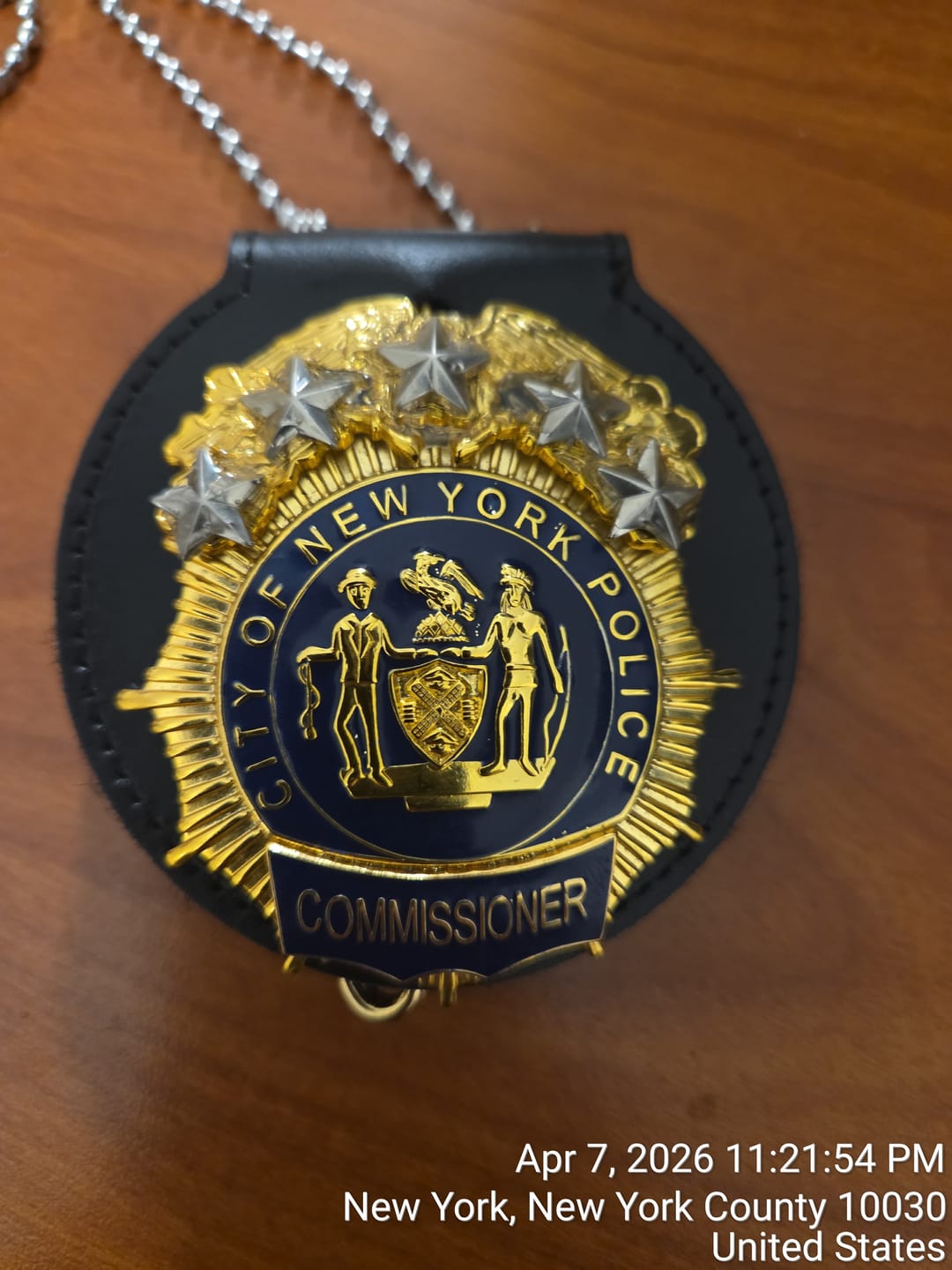 Customer photo review of NY New York Police Badge Replica Movie Props 1/2/3/4/5 Star (Optional)