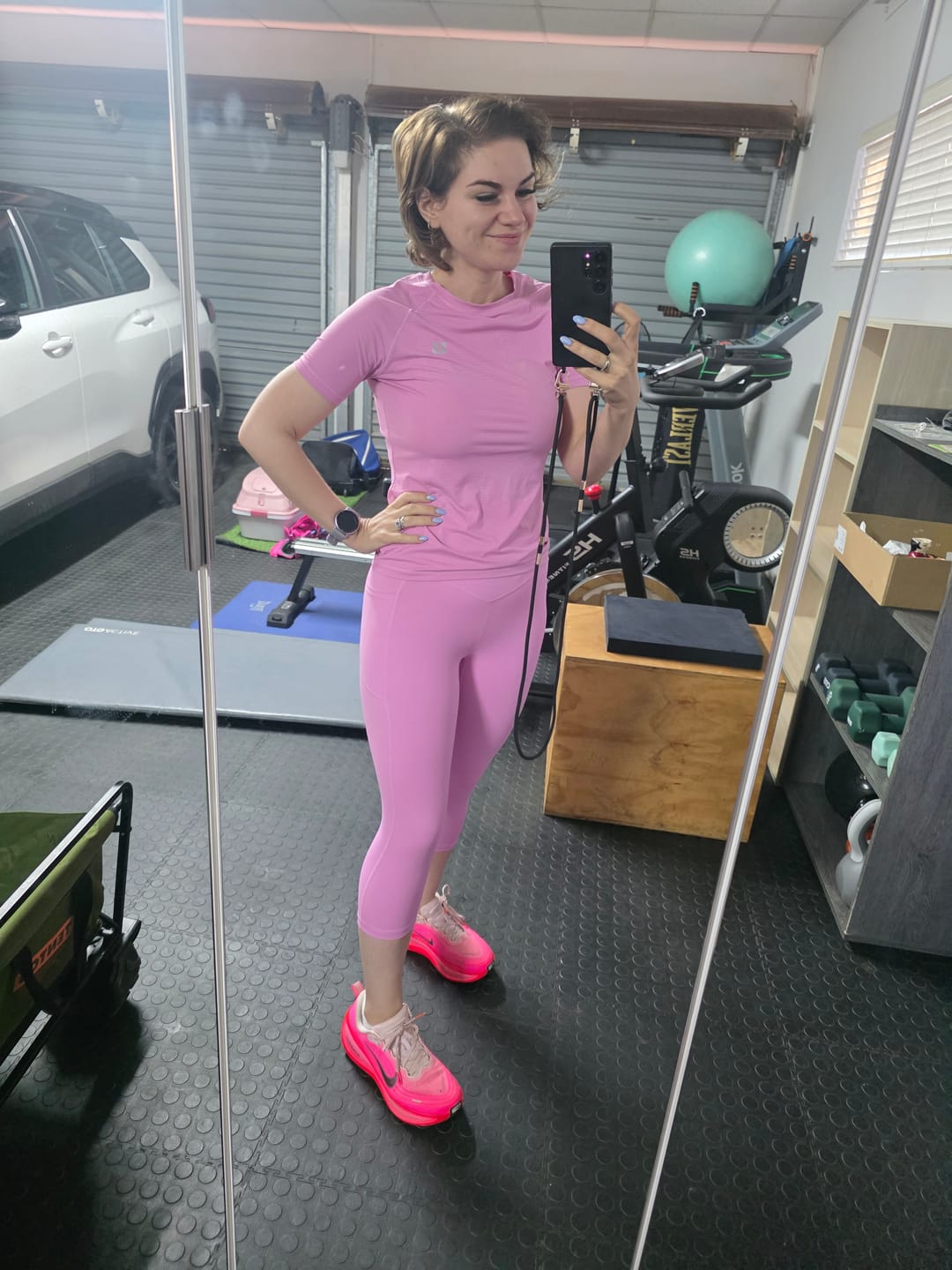 Customer photo review of Active T-Shirt & 7/8 Butt-Lifting Leggings Set