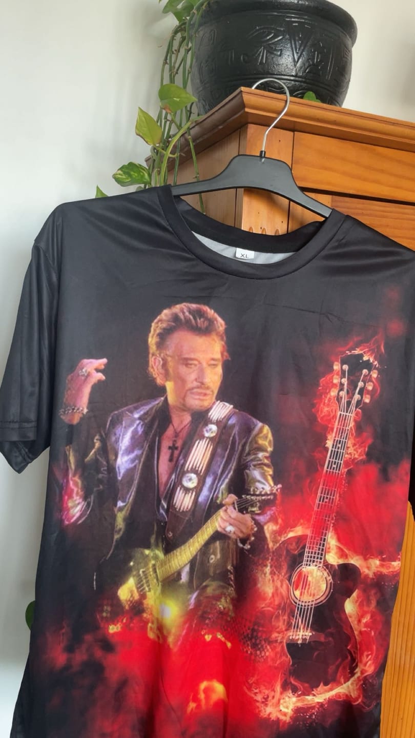 Customer photo review of Tee-shirt Johnny Hallyday modèle 6