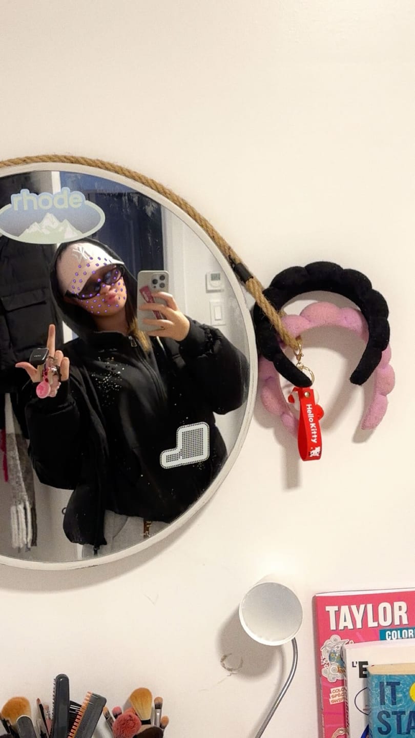 Customer photo review of Aelfric Eden Rhinestone Boxy Zip Up V302 Hoodie