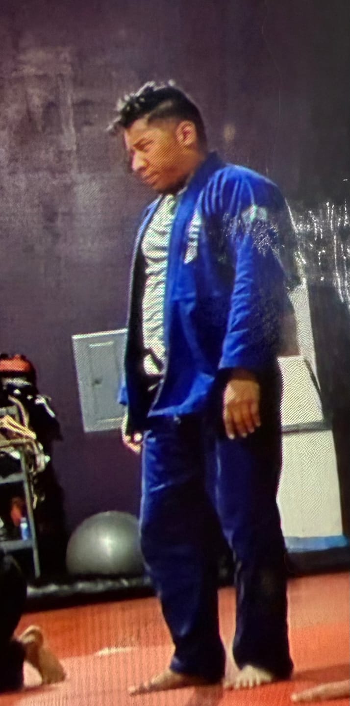 Customer photo review of Core Blue Brazilian Jiu Jitsu Mens BJJ Gi