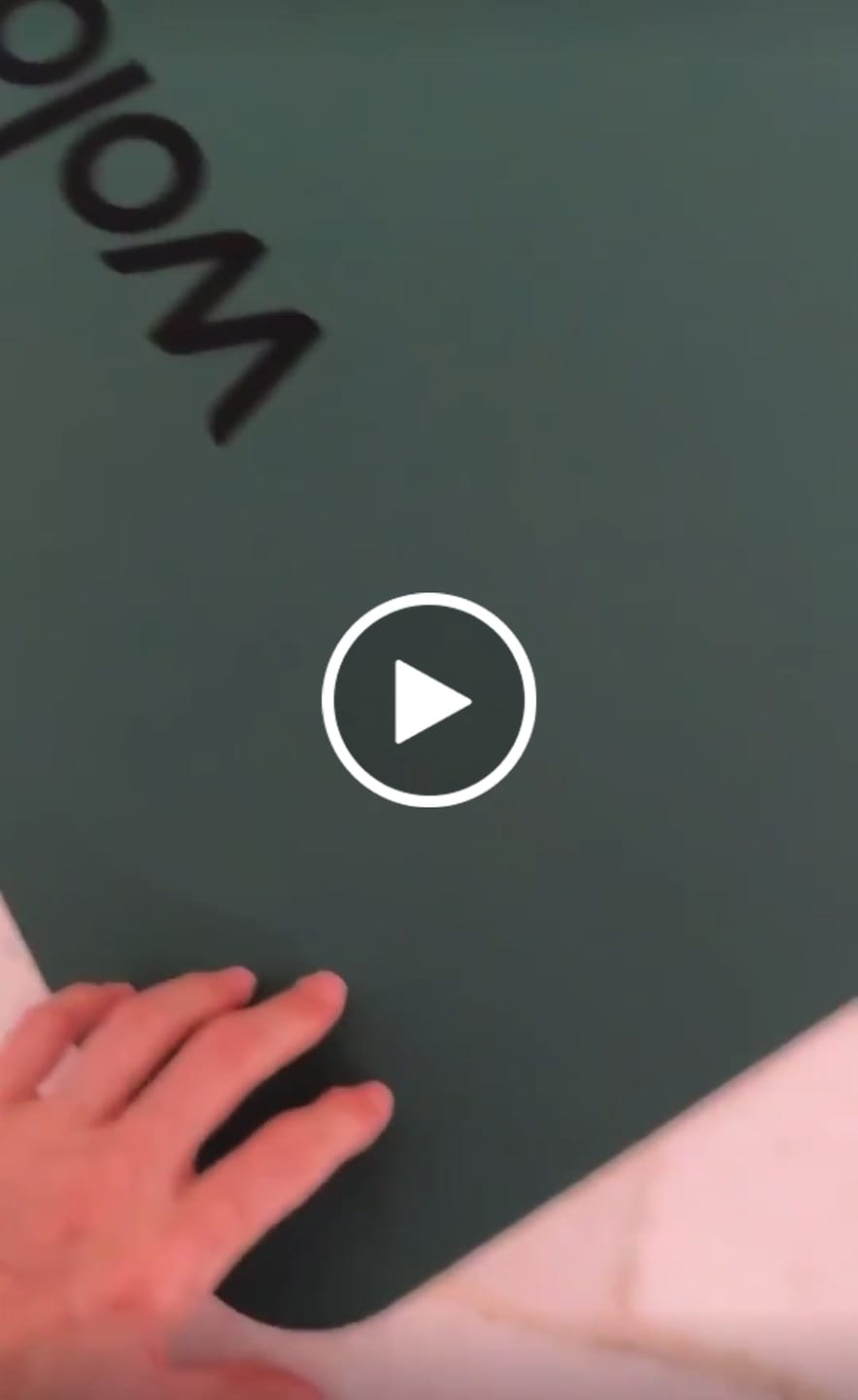 Customer video review of Away Travel Mat 1.5mm