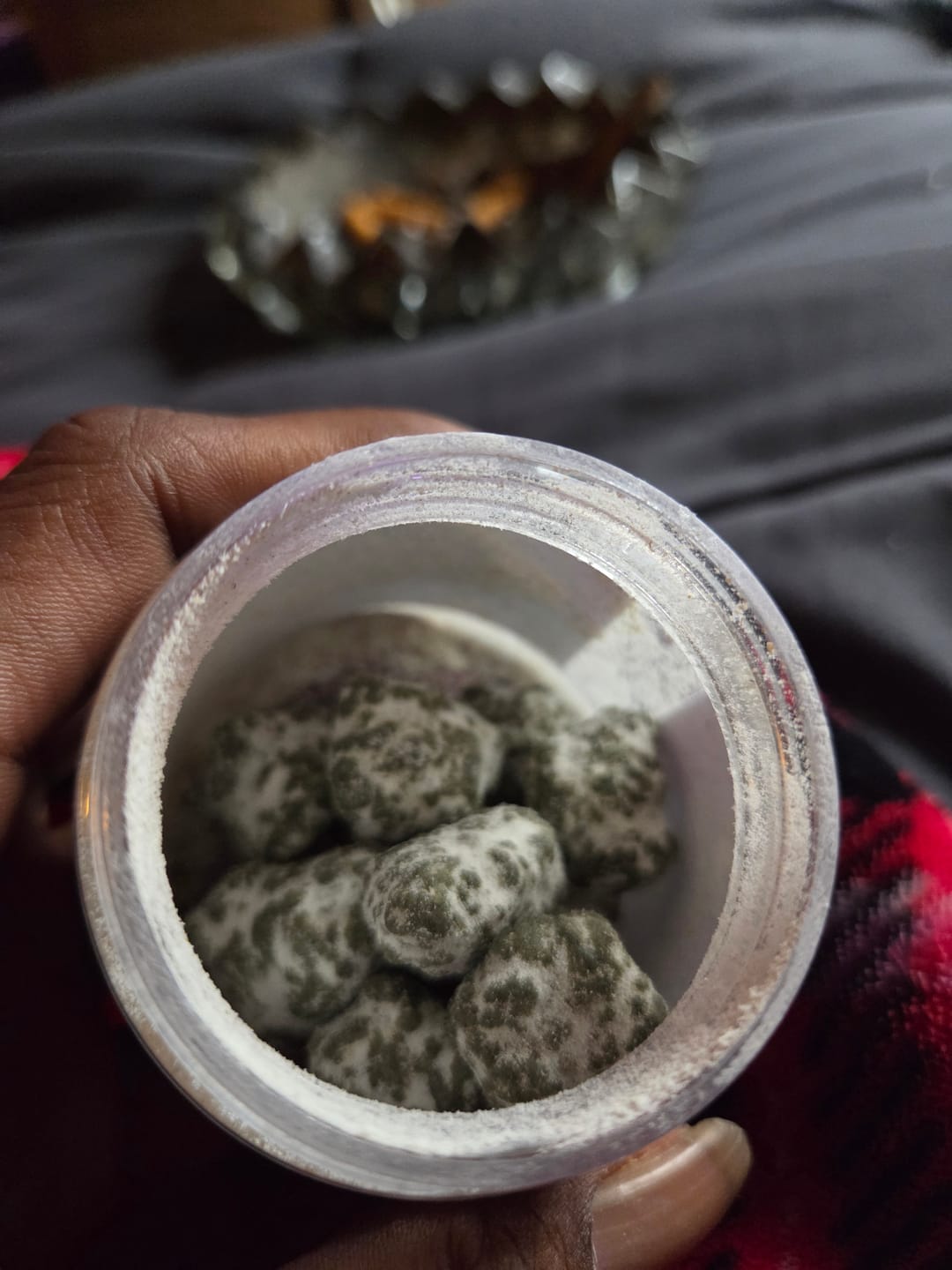 Customer photo review of Snow Capz 28 Grams