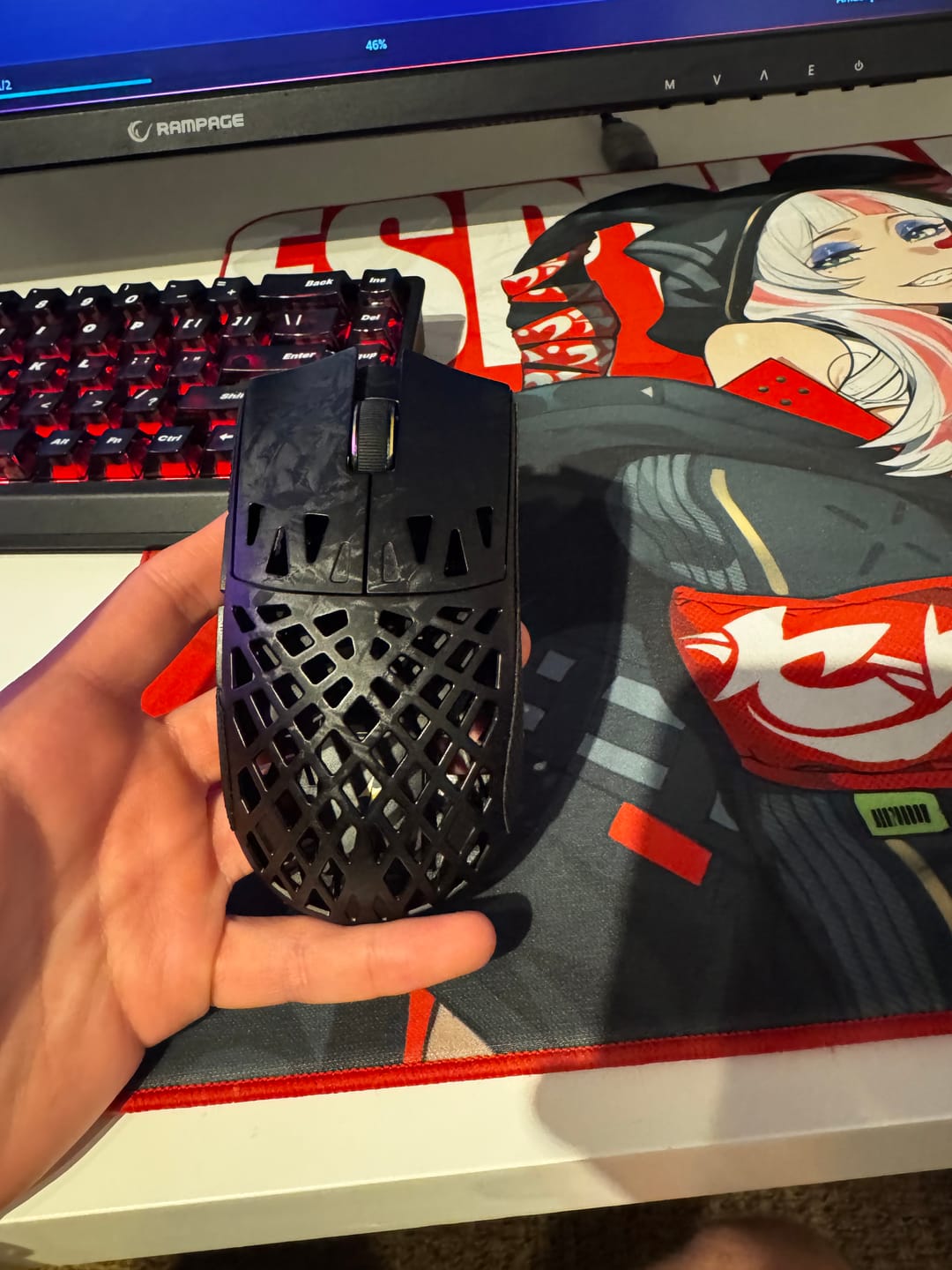 Customer photo review of ATK Blazing Sky Ghost Karbon Fiber Wireless Mouse