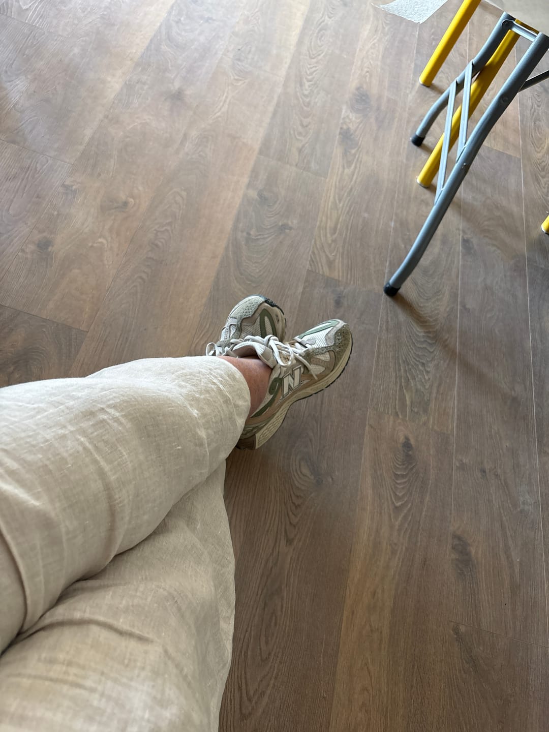 Customer photo review of Plus Size Women Casual Solid Loose Elastic Waist Linen Pants