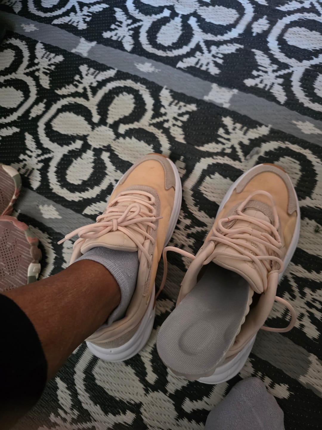 Customer photo review of CloudStep® | Alivio desde el primer paso