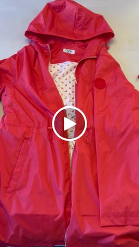 Customer video review of The Coral Spritz