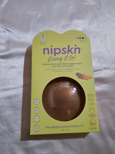 Customer photo review of Cubre pezones  Sin Adhesivo Reutilizables, Bring It On | Nipskin®