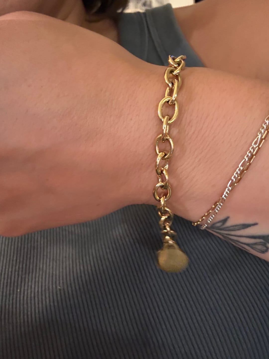 Customer photo review of Engravable Classic Chunky Disc Bracelet