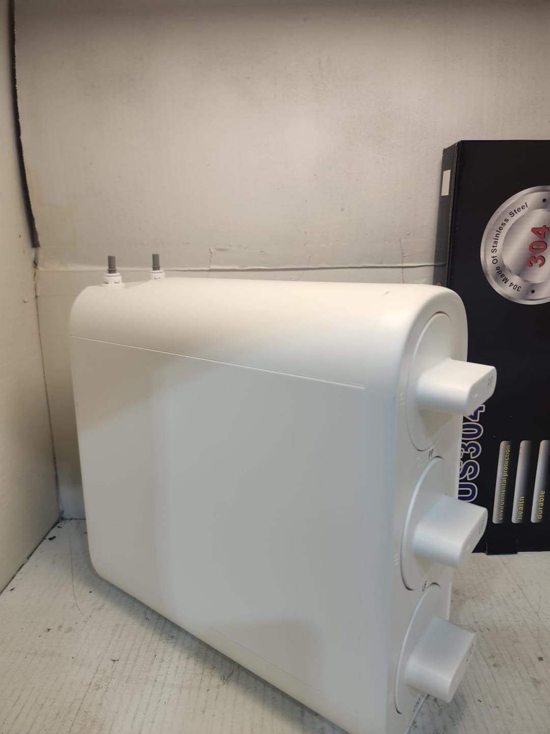 Customer photo review of Ultra Filtration Under Sink Water Filter System GlacierFresh U06 | 3 Stage Water Filter System