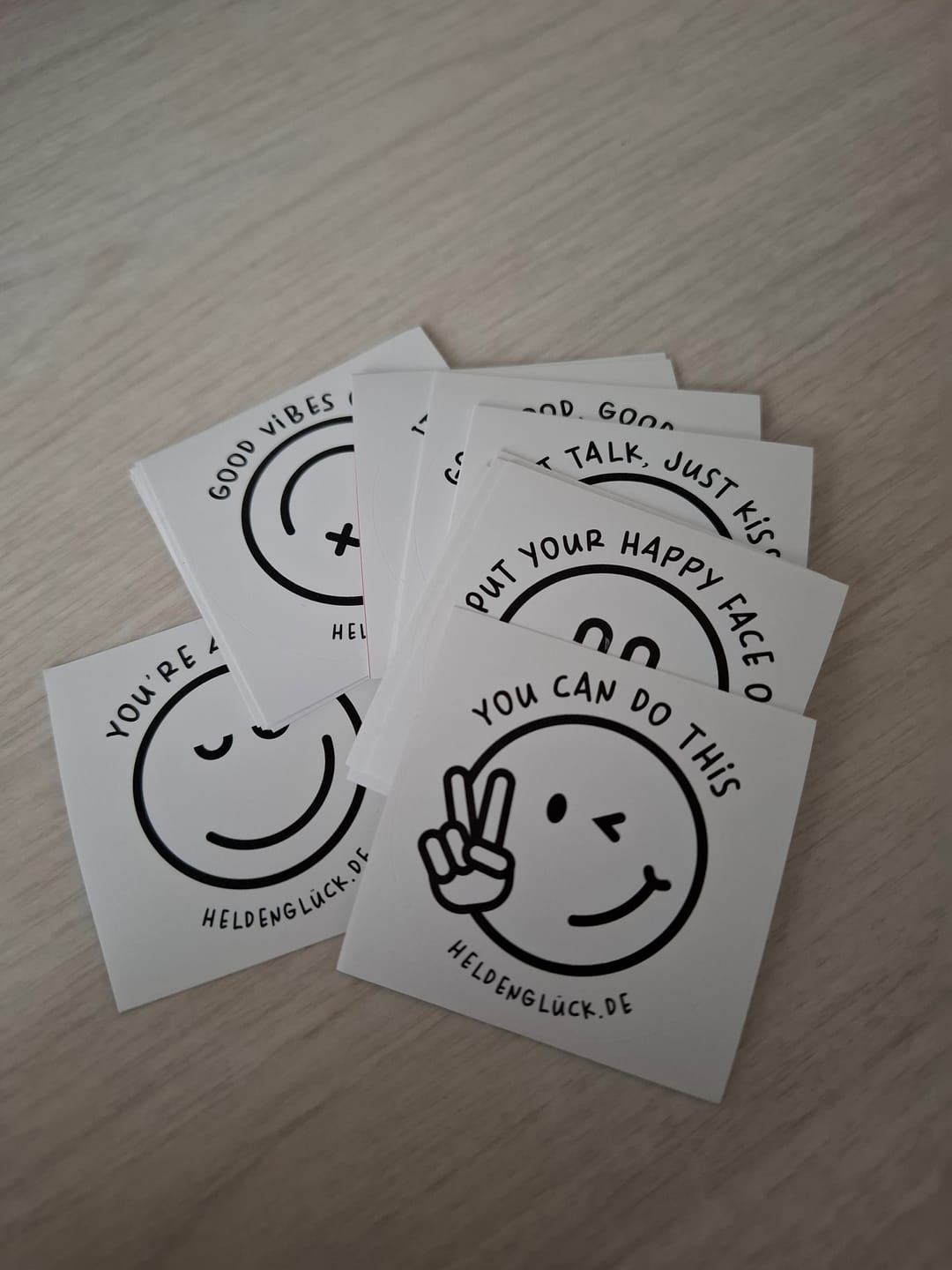 Customer photo review of Smileys · Aufkleber