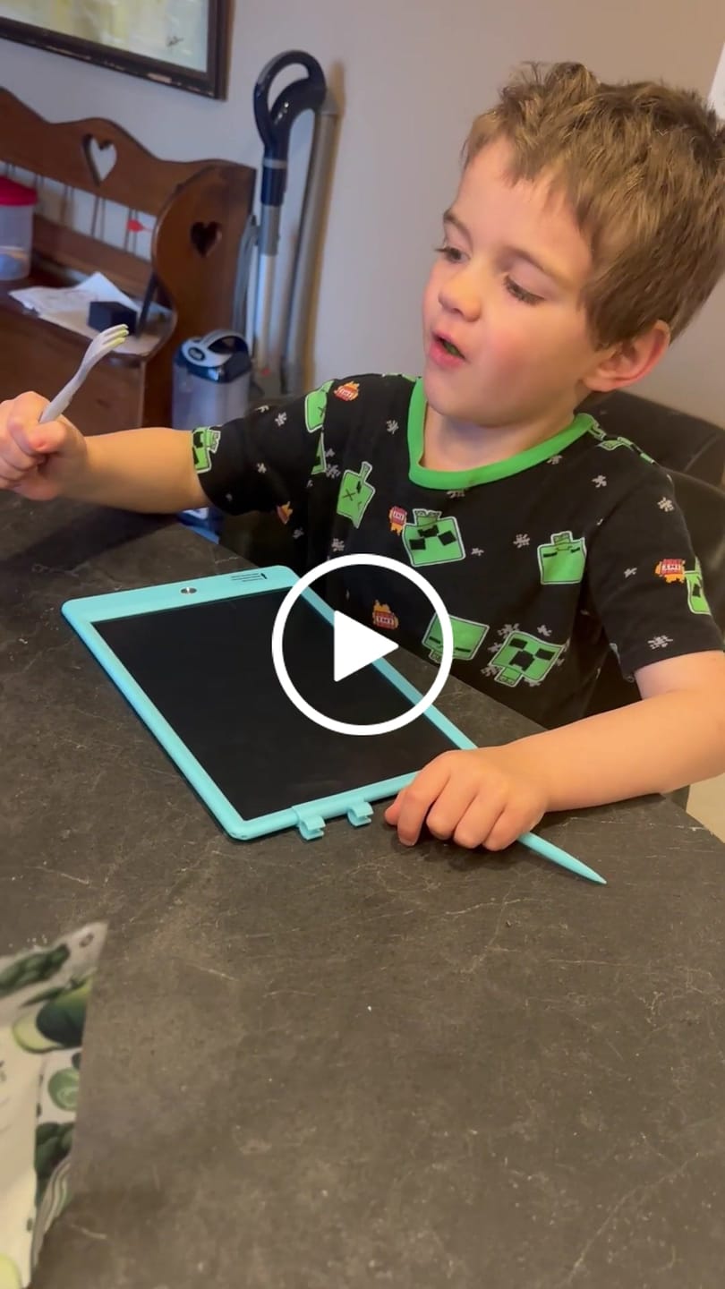 Customer video review of NeuroBrocc Gummies for Kids