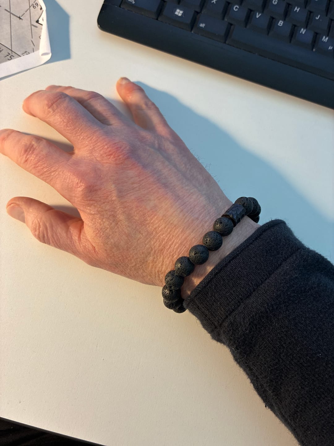 Customer photo review of Buddha Stones, Lavagestein, Ebenholz, Tigerauge, unterstützendes Heilungsarmband