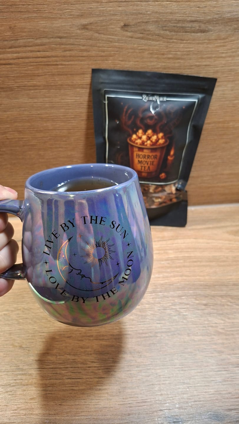 Customer photo review of Horror Movie Tea – Früchtetee mit Erdbeer-Popcorn-Geschmack | Halloween Tee